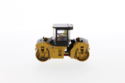 Rodillo vibratorio tándem CB-13 con cabina, escala 1:50