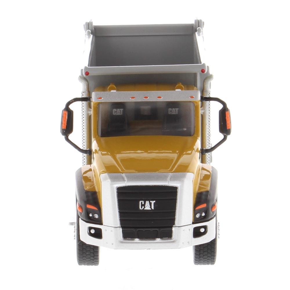 Camión volquete CT660 OX Stampede a escala 1:64