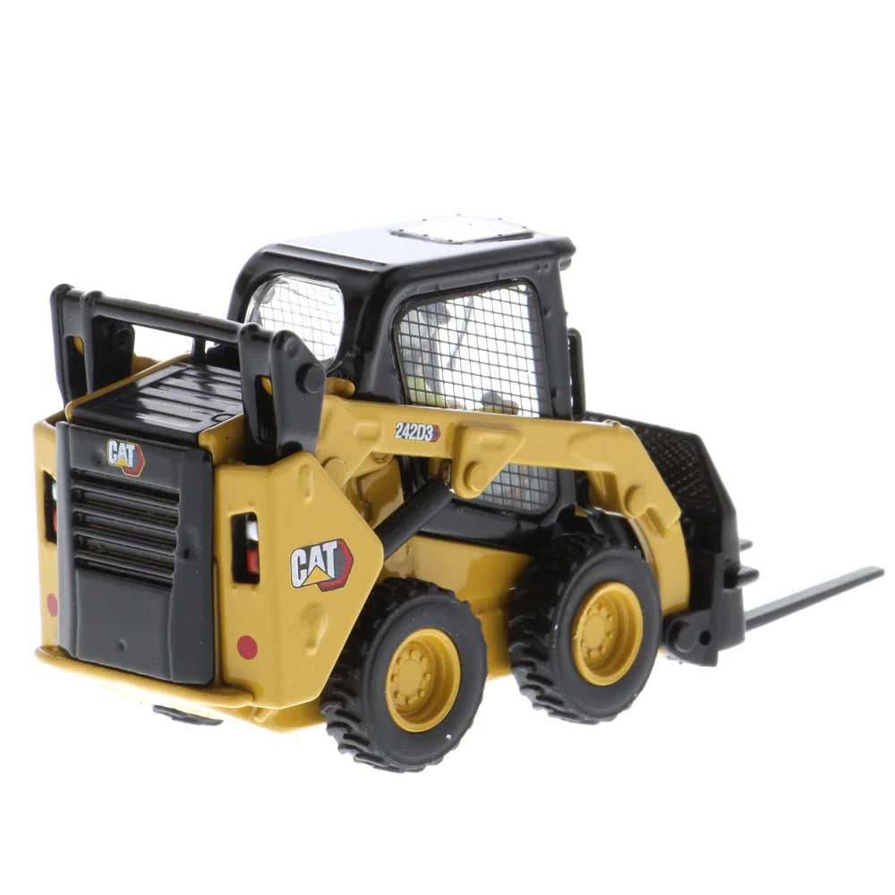 Cargadora compacta 242D3 a escala 1:50 con cucharón de uso general, horquilla y cucharón con pinza